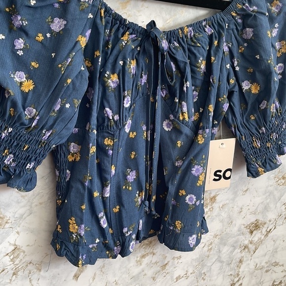 SO Ruffle Crop Top l SIZE XS - Picture 3 of 5